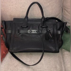 Coach Swagger 27 Carryall